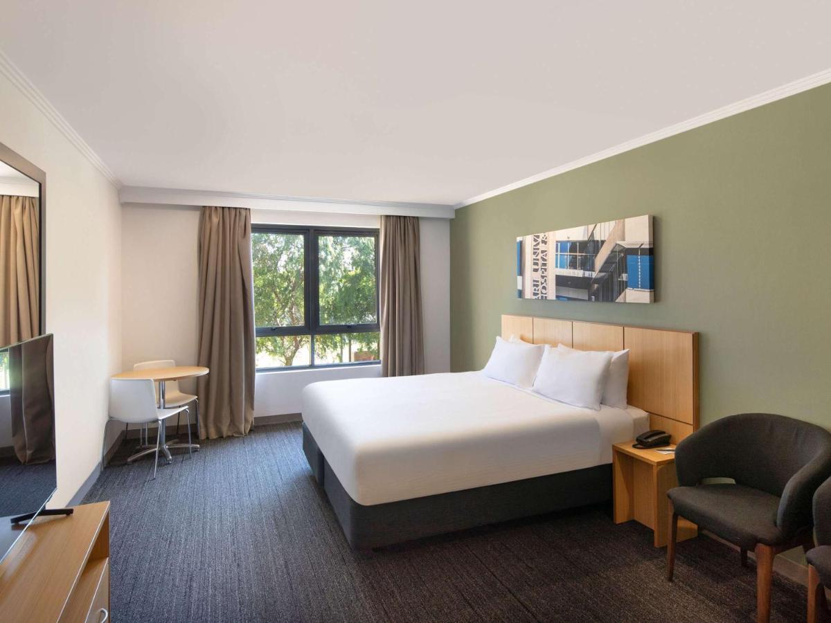 Mercure Sydney Macquarie Park Экстерьер фото